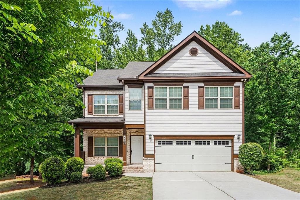 4 bedroom, 3 bathroom, 2,312 sq ft single family residence for sale at 825 Sassafras Lane, Hoschton, GA 30548
