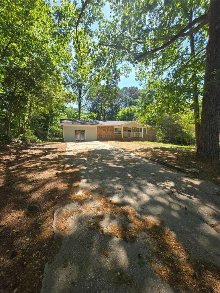 5 bedroom, 2 bathroom, 1,809 sq ft single family residence sold at 4131 Hicks Road, Austell, GA 30106