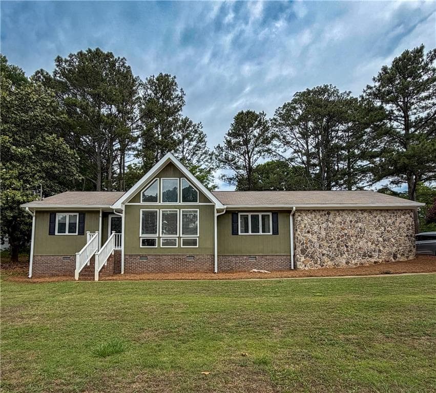3 bedroom, 2 bathroom, 1,664 sq ft single family residence sold at 90 W Triple Tree Drive, Carrollton, GA 30117