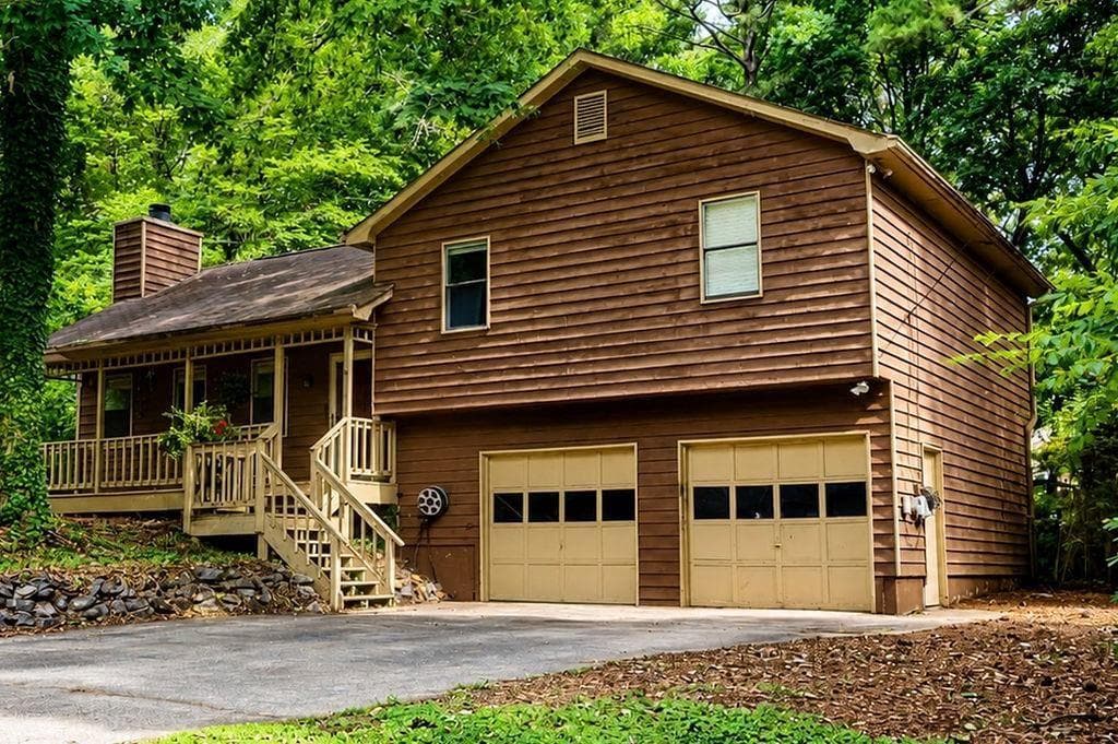 3 bedroom, 2 bathroom, 1,344 sq ft single family residence sold at 5328 Ferry Creek Lane, Acworth, GA 30102