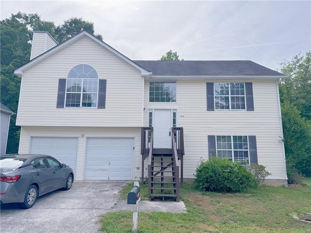 3 bedroom, 2 bathroom, 1,624 sq ft single family residence sold at 7112 Brecken Place, Lithonia, GA 30058