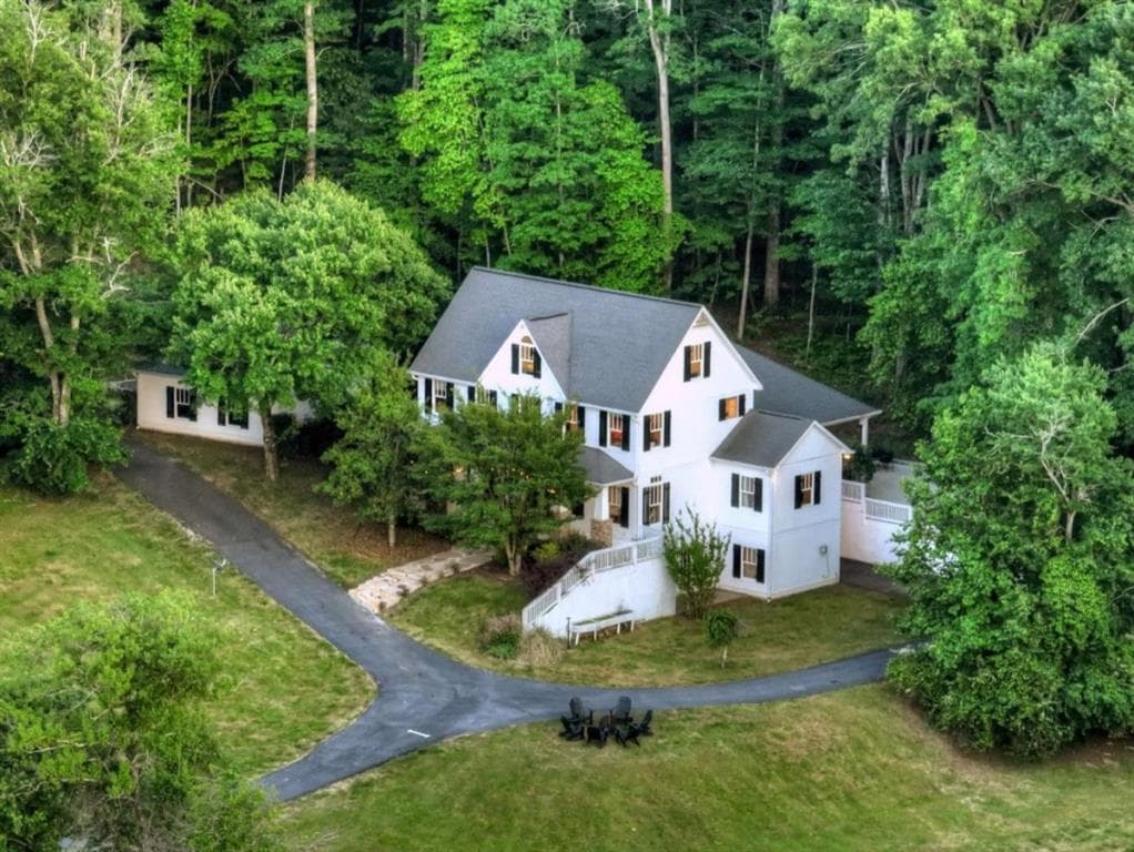 5 bedroom, 5 bathroom, 5,088 sq ft single family residence for sale at 247 Craigtown Road, Ellijay, GA 30540