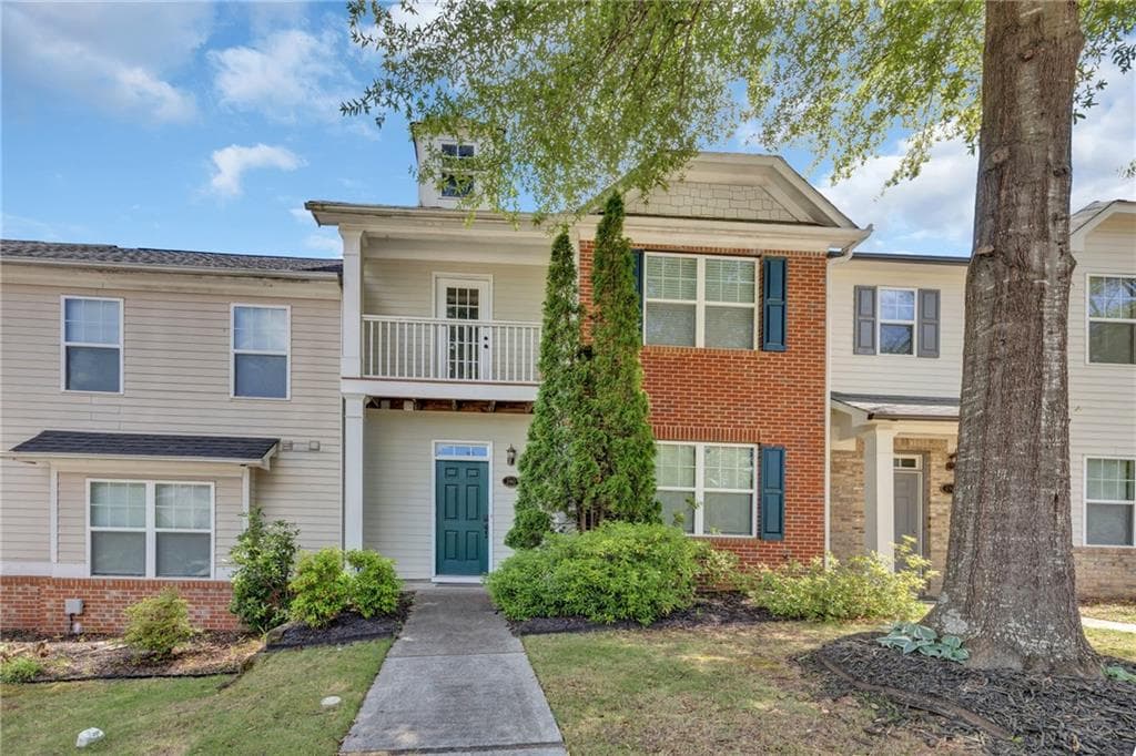 3 bedroom, 3 bathroom, 1,848 sq ft townhouse sold at 180 Orchard Drive, Covington, GA 30014