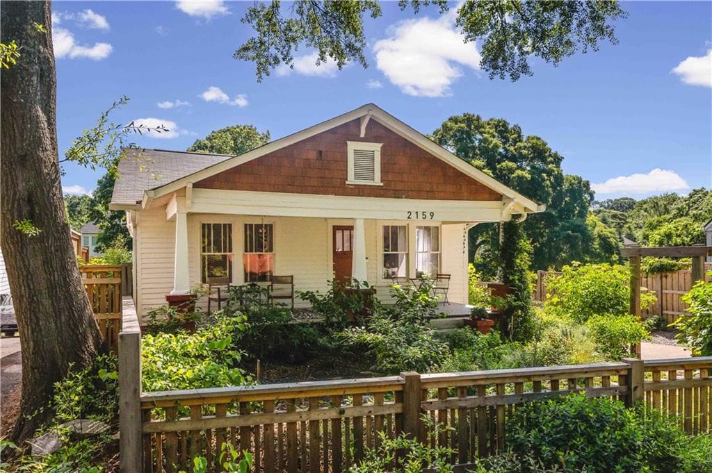3 bedroom, 2 bathroom, 1,280 sq ft single family residence sold at 2159 Main Street, Atlanta, GA 30318