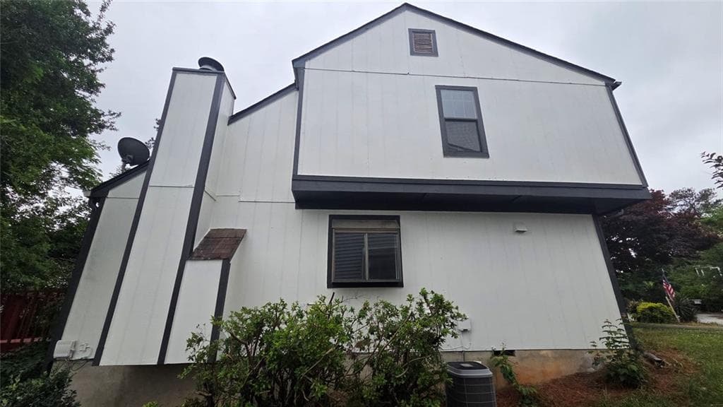 2 bedroom, 2 bathroom, 1,232 sq ft townhouse sold at 1174 Ridgecrest Lane, Smyrna, GA 30080