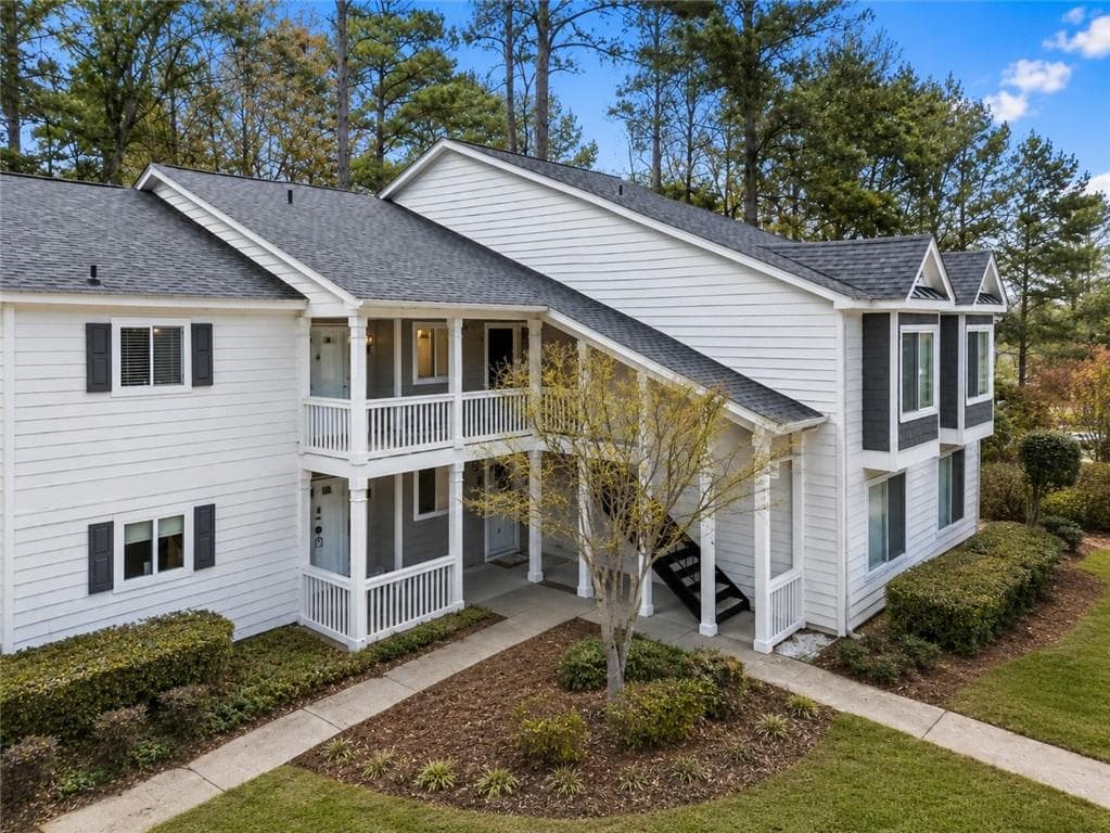1 bedroom, 2 bathroom, 881 sq ft condominium sold at 16 Fair Haven Way, Smyrna, GA 30080