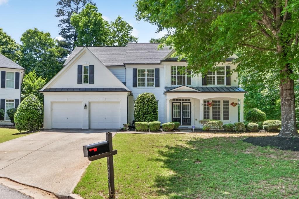 4 bedroom, 3 bathroom, 2,890 sq ft single family residence sold at 3965 Argentite Way, Cumming, GA 30040
