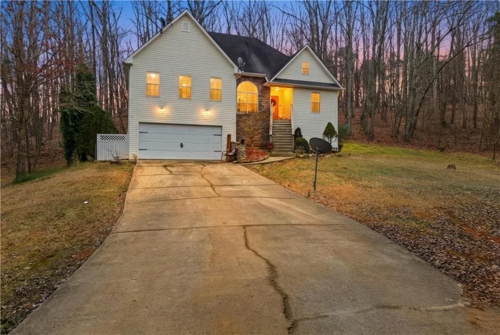 4 bedroom, 4 bathroom, 2,777 sq ft single family residence for sale at 158 Ridge Lane, Lula, GA 30554