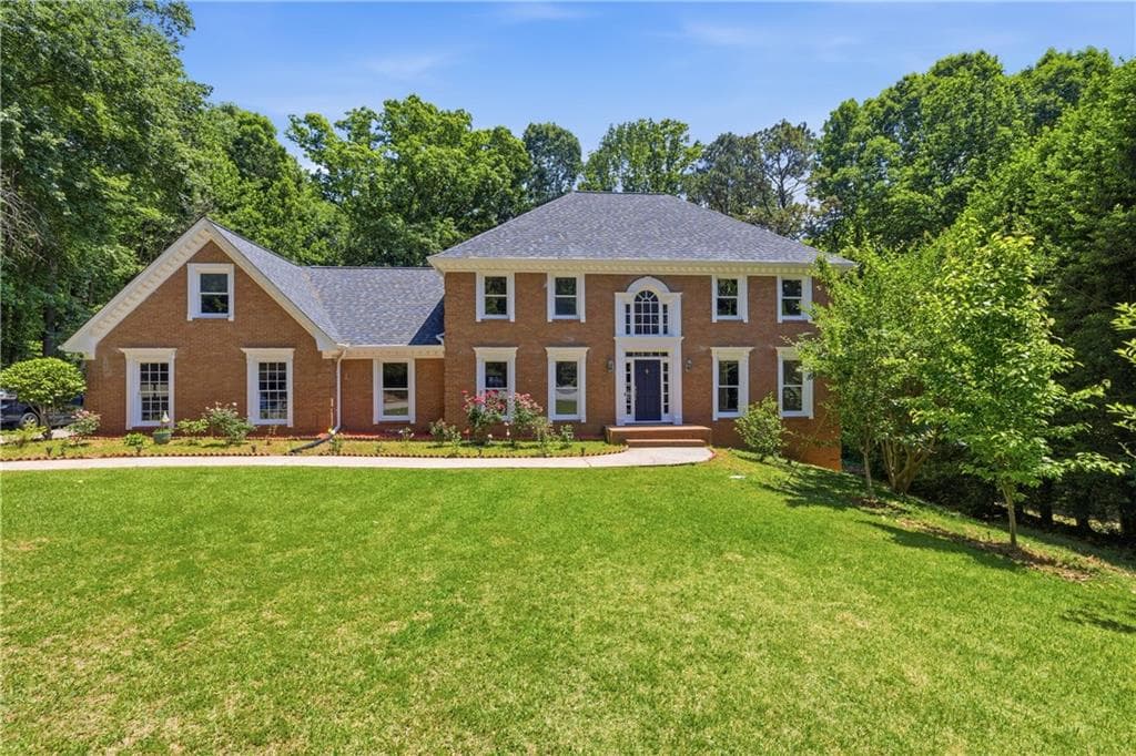 4 bedroom, 4 bathroom, 4,406 sq ft single family residence sold at 1561 Barrington View, Stone Mountain, GA 30087