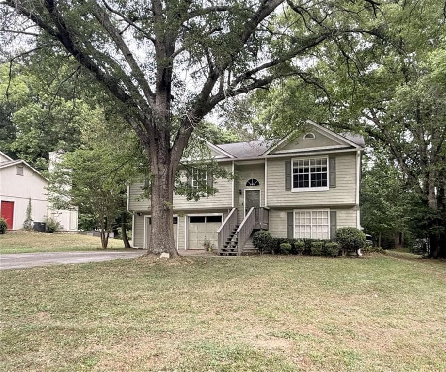 4 bedroom, 3 bathroom, 1,688 sq ft single family residence sold at 1404 Chelsea Downs Lane, Conyers, GA 30013