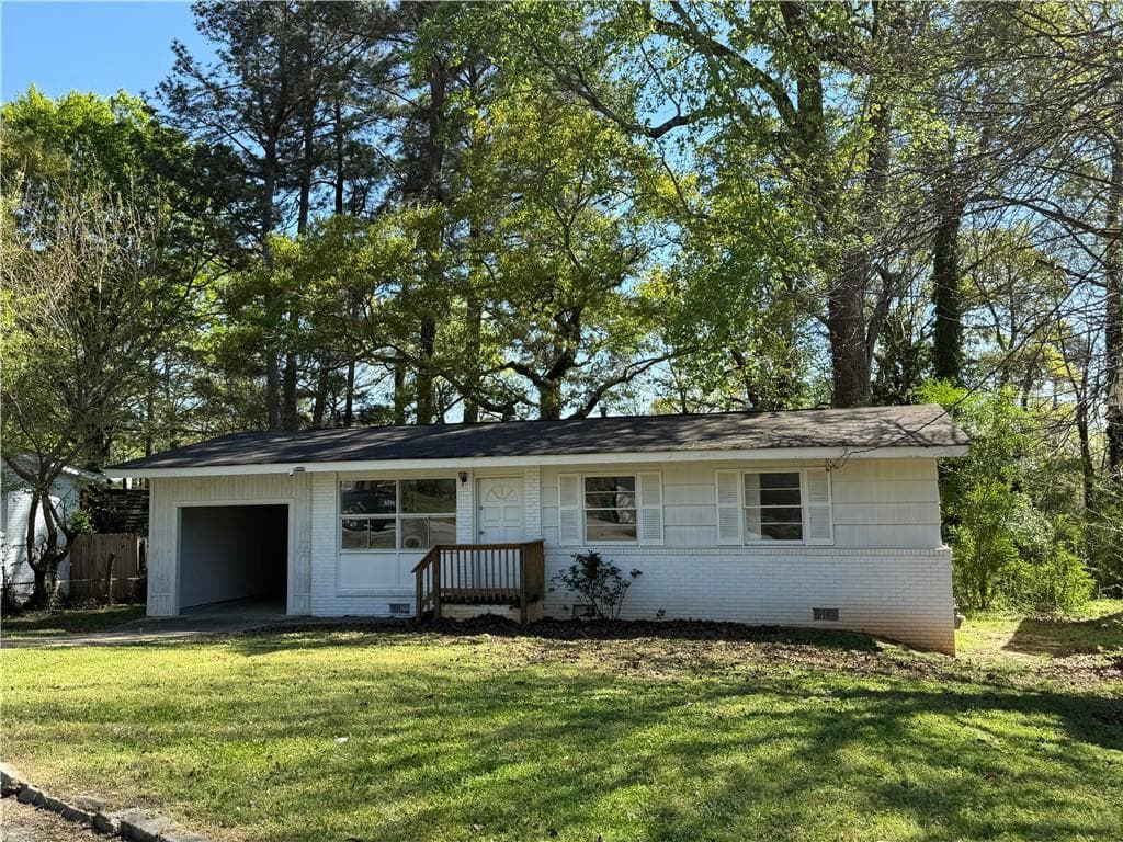 3 bedroom, 2 bathroom, 925 sq ft single family residence sold at 601 Melrose Drive, Forest Park, GA 30297