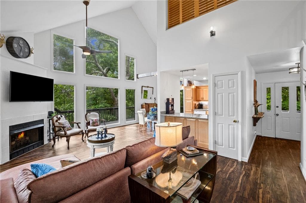 3 bedroom, 3 bathroom, 2,176 sq ft single family residence for sale at 1888 Valley View Drive, Big Canoe, GA 30143