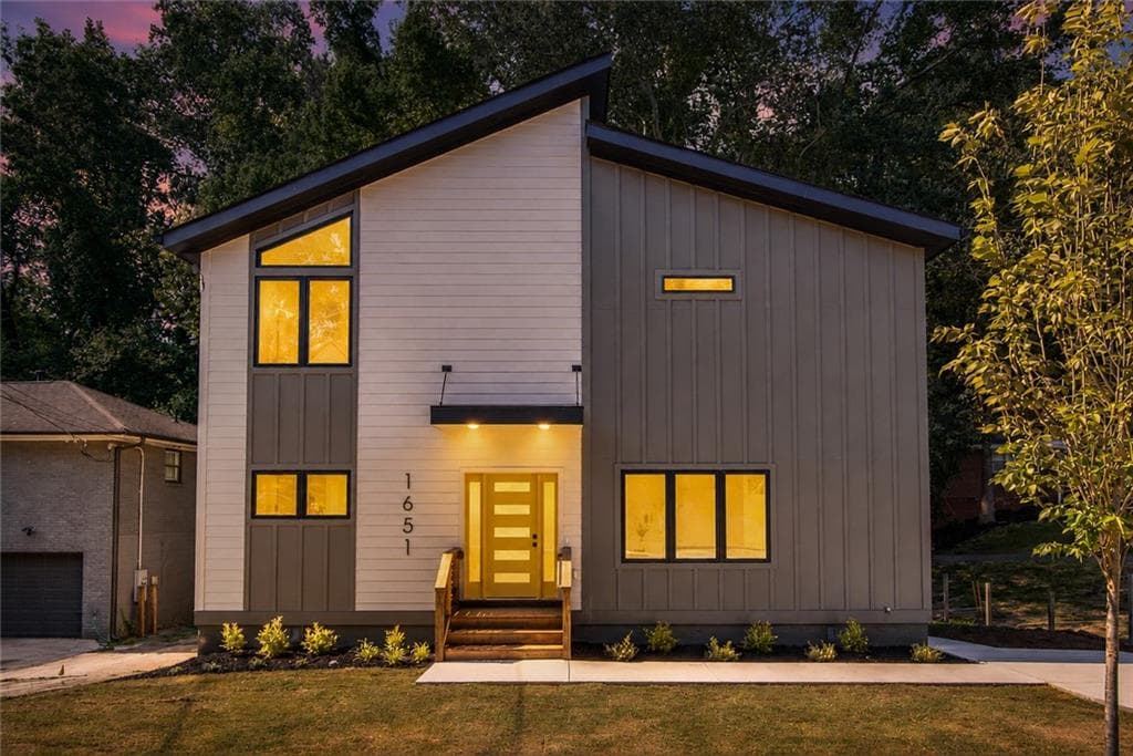 3 bedroom, 3 bathroom, 1,874 sq ft single family residence sold at 1651 Van Vleck Avenue, Atlanta, GA 30316
