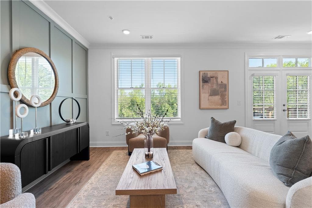 2 bedroom, 3 bathroom, 1,373 sq ft condominium for sale at 526 Alice Way D9, Cumming, GA 30040