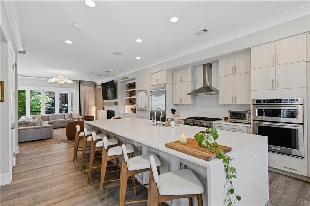 3 bedroom, 4 bathroom, 3,375 sq ft townhouse sold at 230 Devin Place, Atlanta, GA 30305
