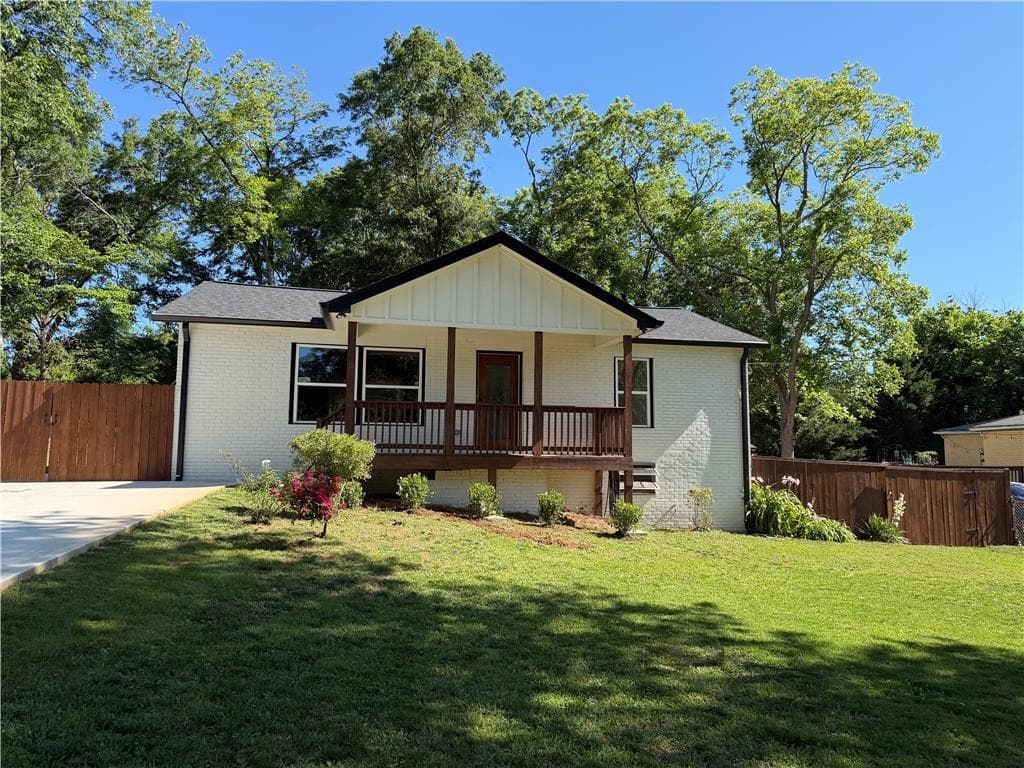 3 bedroom, 2 bathroom, 1,683 sq ft single family residence sold at 3462 Maryvale Drive, Decatur, GA 30032