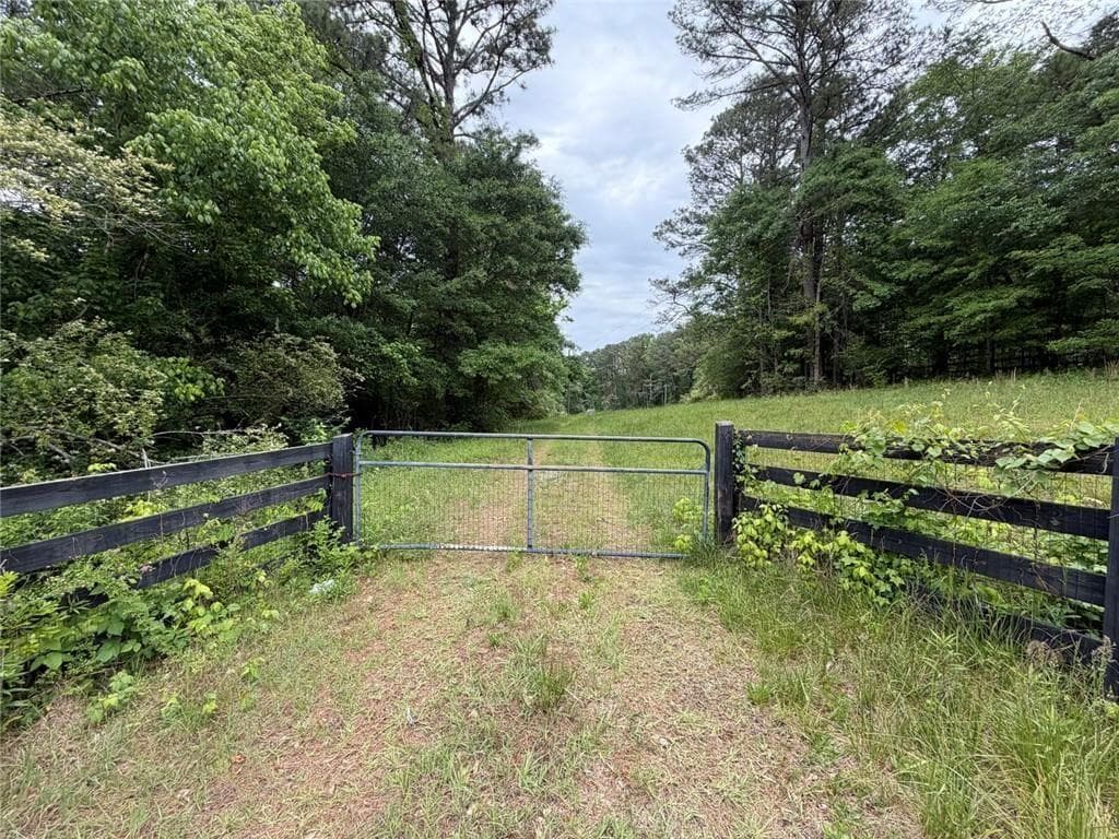 single family residence for sale at 565 Avery Road, Canton, GA 30115