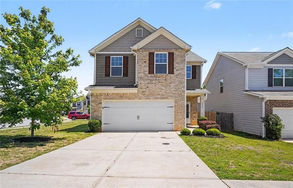 3 bedroom, 3 bathroom, 1,932 sq ft single family residence sold at 10941 Wheeler Trace, Hampton, GA 30228