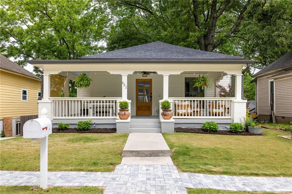 4 bedroom, 3 bathroom, 2,585 sq ft single family residence sold at 651 Hugh Street, Atlanta, GA 30310
