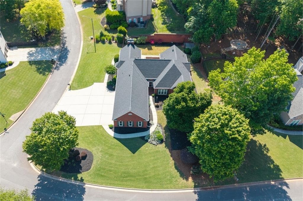 3 bedroom, 3 bathroom, 2,719 sq ft single family residence sold at 5355 Flowering Dogwood Court, Powder Springs, GA 30127