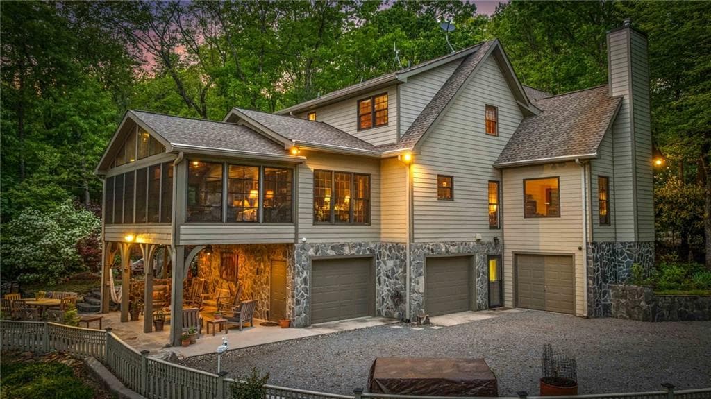 4 bedroom, 5 bathroom, 2,845 sq ft single family residence for sale at 10620 Highway 52 Highway, Chatsworth, GA 30705