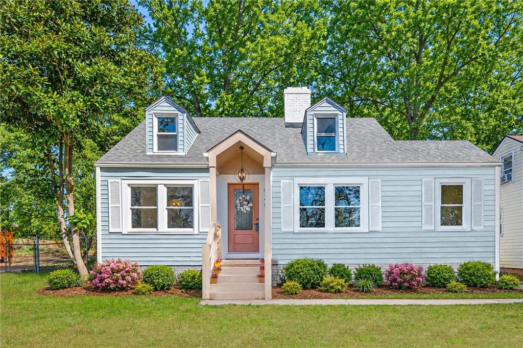 4 bedroom, 3 bathroom, 2,048 sq ft single family residence sold at 949 Sylvan Place, Atlanta, GA 30310