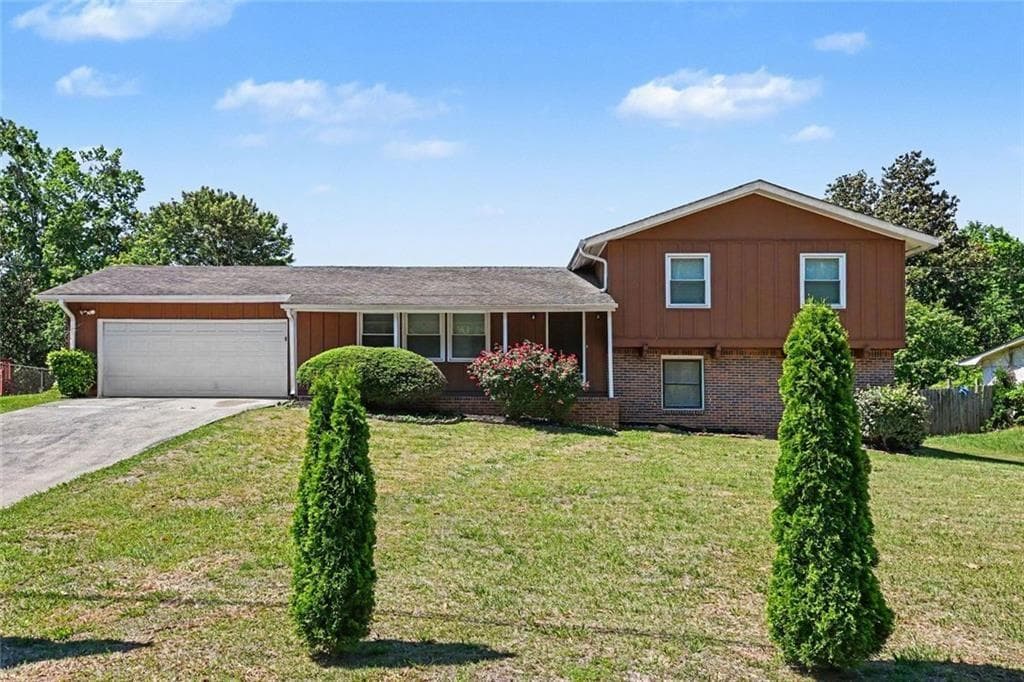 3 bedroom, 3 bathroom, 1,843 sq ft single family residence sold at 2130 Sandgate Circle, Atlanta, GA 30349