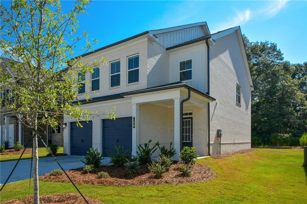 4 bedroom, 3 bathroom, 2,586 sq ft single family residence for sale at 104 Green Love Lane, Grayson, GA 30017