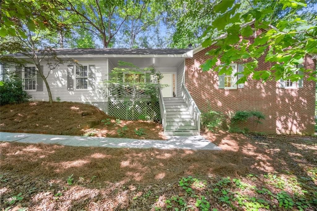 5580 Dusty Ridge Trail, Buford, GA 30518 — most recent listing photo