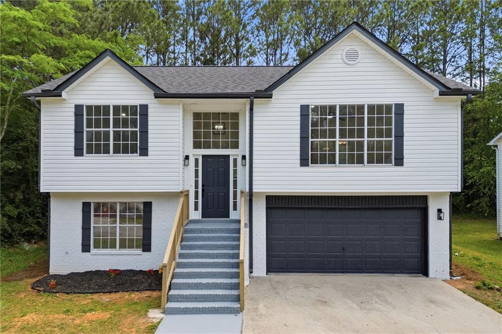 3 bedroom, 3 bathroom, 1,588 sq ft single family residence sold at 2679 River Summit Lane, Decatur, GA 30034