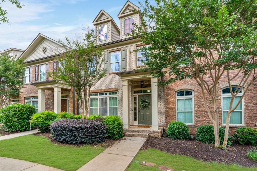7715 Pierpoint Lane, Alpharetta, GA 30005 — most recent listing photo