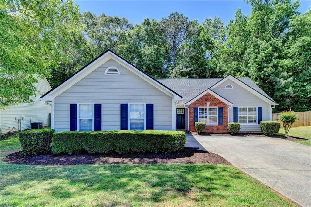 657 Arbour Way, Suwanee, GA 30024 — most recent listing photo