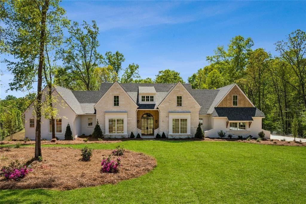 5 bedroom, 5 bathroom, 4,604 sq ft single family residence sold at 1550 Olympus Court, Athens, GA 30606