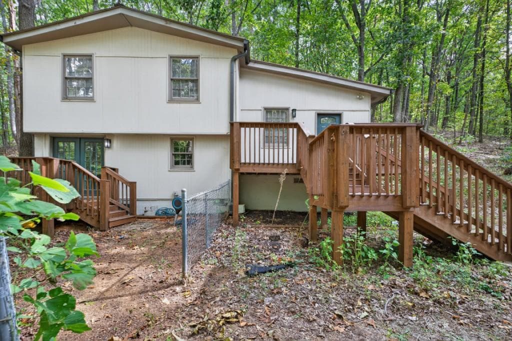 3 bedroom, 2 bathroom, 1,400 sq ft single family residence under contract at 256 Robin Hood Lane, Fairmount, GA 30139