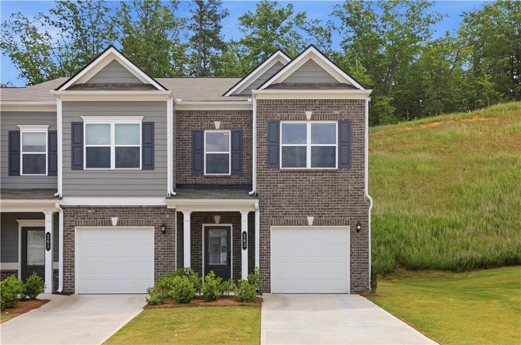 3 bedroom, 3 bathroom, 1,629 sq ft townhouse sold at 263 Dupont Drive, Cartersville, GA 30121