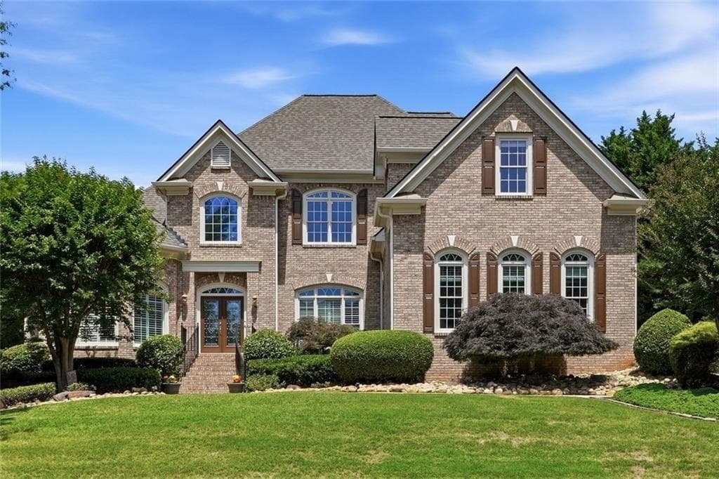 5 bedroom, 5 bathroom, 6,230 sq ft single family residence sold at 932 Grassmeade Way, Snellville, GA 30078
