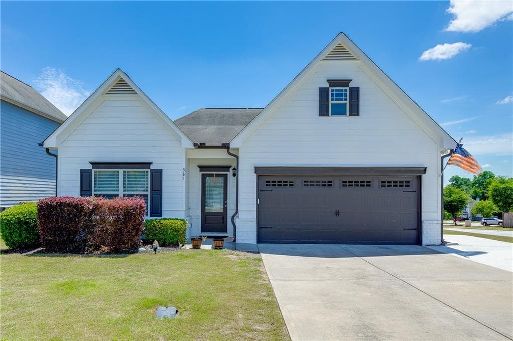 3 bedroom, 2 bathroom, 1,822 sq ft single family residence under contract at 381 Eagles Bluff Way, Hoschton, GA 30548