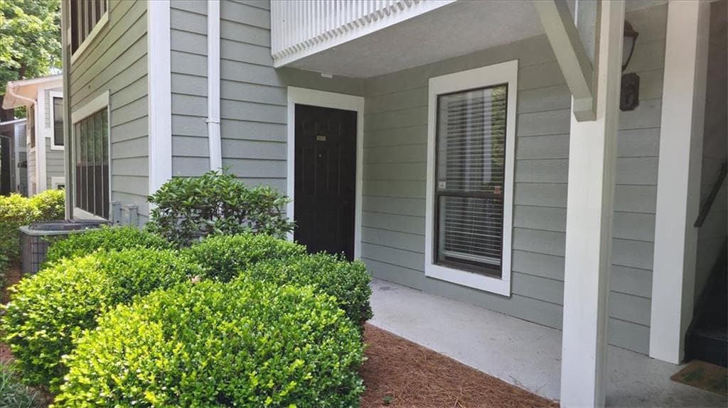 2 bedroom, 2 bathroom, 1,280 sq ft condominium for sale at 1011 Summit North Drive 1011, Atlanta, GA 30324