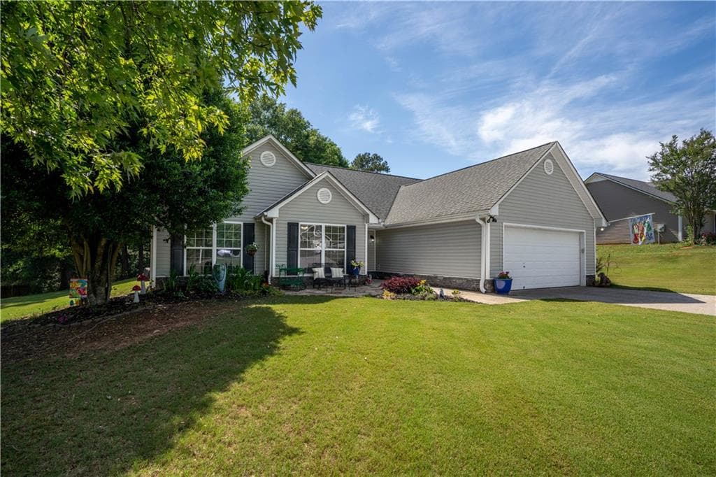 327 Tallassee Lane, Statham, GA 30666 — most recent listing photo