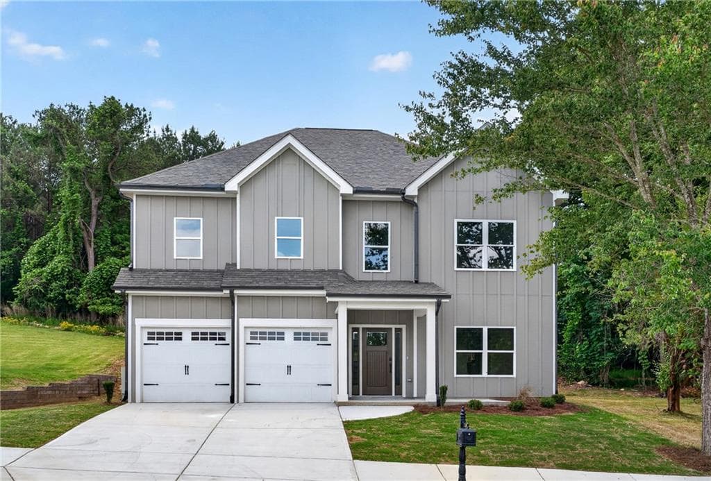 4 bedroom, 3 bathroom, 2,453 sq ft single family residence sold at 7536 Parkland Bend, Fairburn, GA 30213