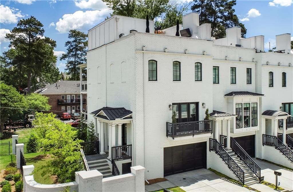 3 bedroom, 4 bathroom, 2,820 sq ft townhouse for rent at 3667 Peachtree Road 1, Atlanta, GA 30319 for $8,000 a month