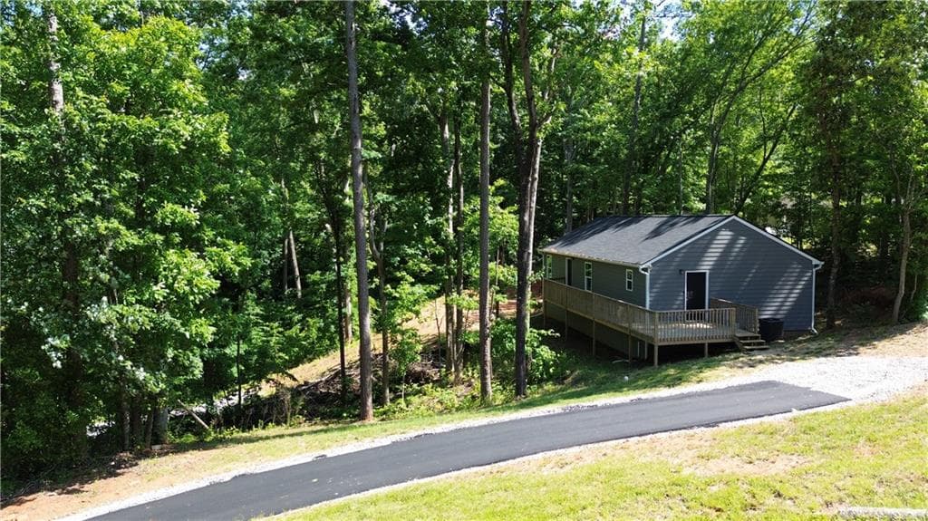 3662 Lakeview Drive, Gainesville, GA 30501 — most recent listing photo