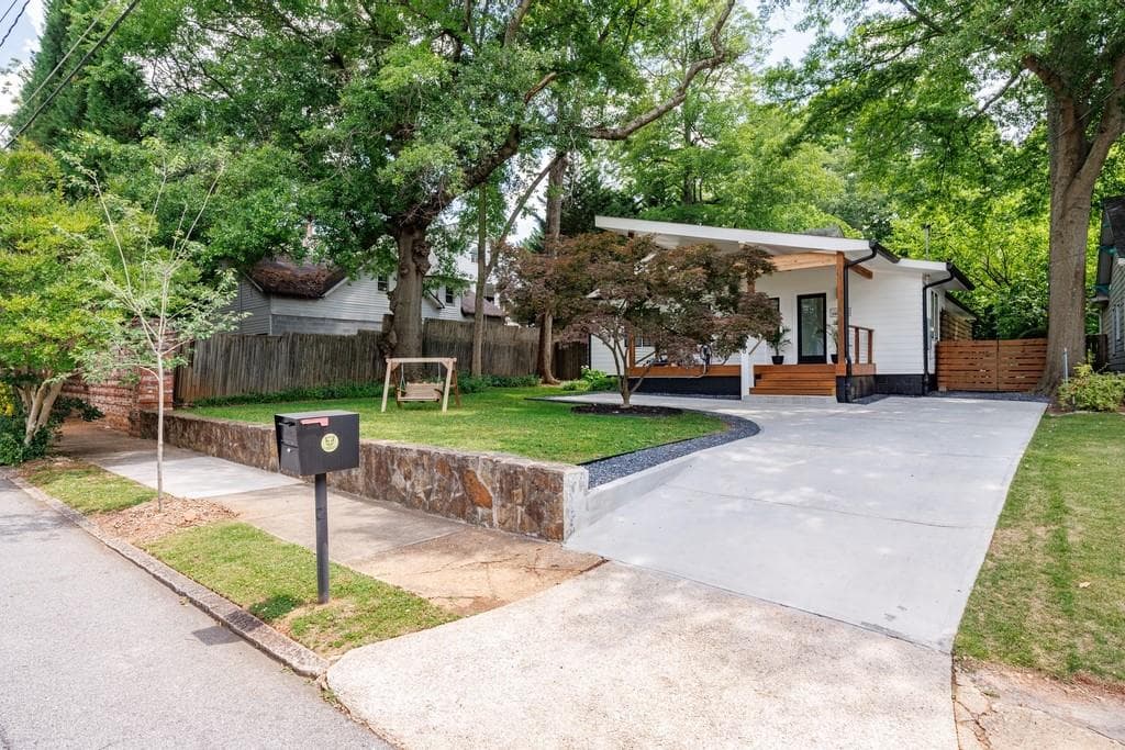 4 bedroom, 3 bathroom, 2,118 sq ft single family residence sold at 158 Douglas Street, Atlanta, GA 30317