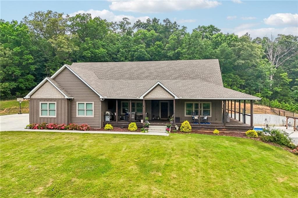 5 bedroom, 4 bathroom, 4,948 sq ft single family residence sold at 1062 Union Grove Church Road, Adairsville, GA 30103