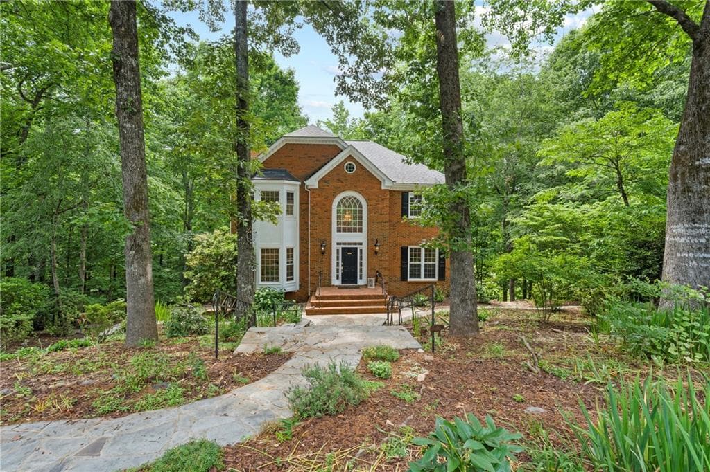 5 bedroom, 4 bathroom, 3,800 sq ft single family residence sold at 1170 Charlton Trace, Marietta, GA 30064