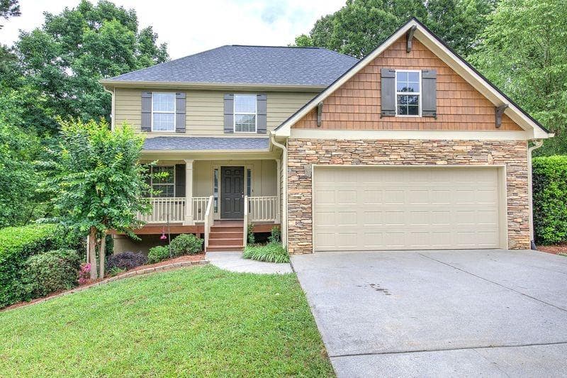 3 bedroom, 3 bathroom, 1,902 sq ft single family residence sold at 305 Birchwood Farms Lane, Dallas, GA 30132