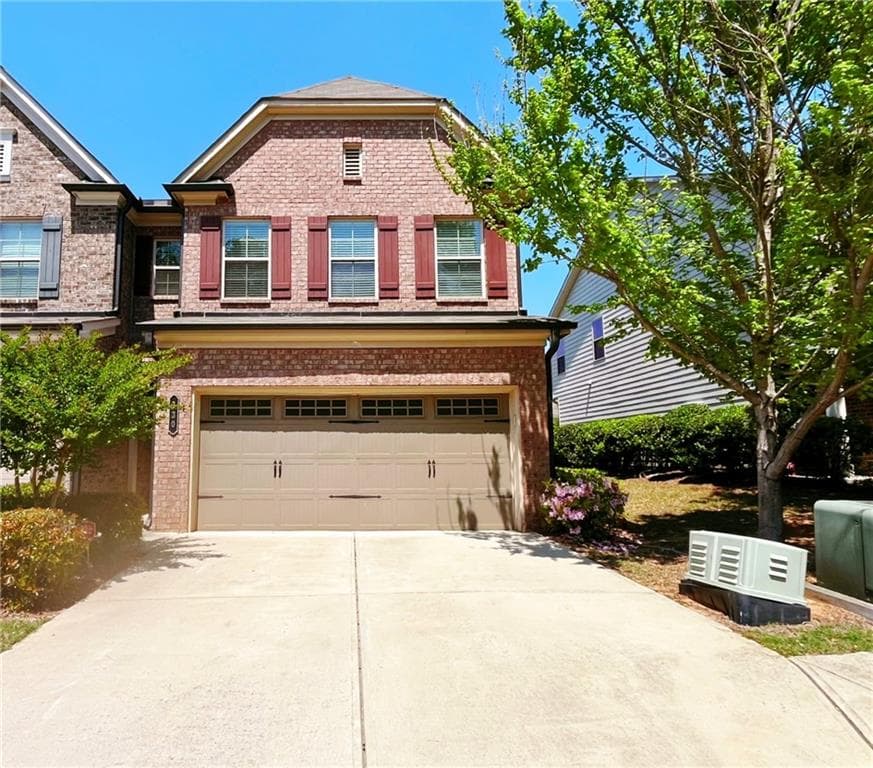 3 bedroom, 3 bathroom townhouse for rent at 330 Holdings Drive, Lawrenceville, GA 30044 for $2,200 a month