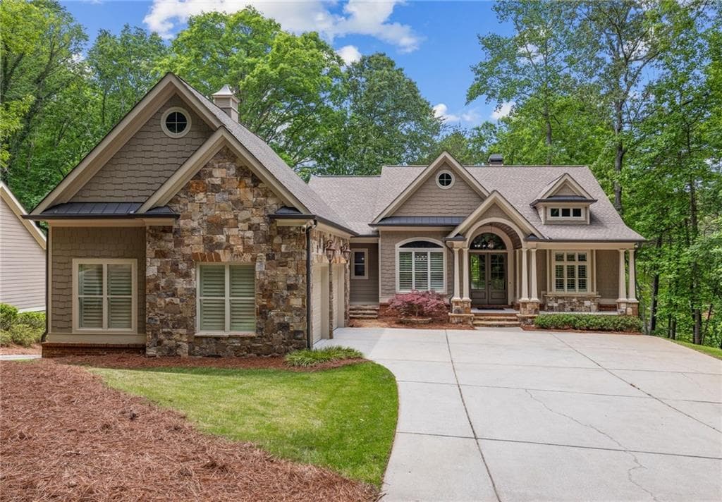 4 bedroom, 4 bathroom, 3,992 sq ft single family residence under contract at 6485 Julian Road, Gainesville, GA 30506