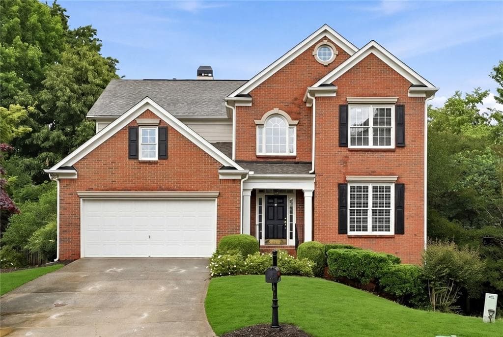 4 bedroom, 3 bathroom, 2,733 sq ft single family residence sold at 157 Vinings Lake Court, Mableton, GA 30126