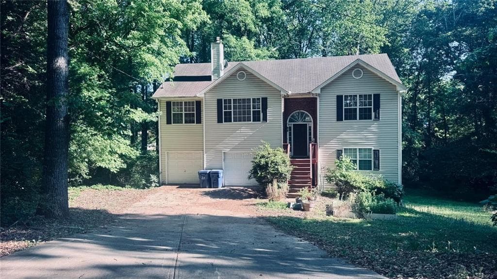 5 bedroom, 3 bathroom, 2,868 sq ft single family residence sold at 353 Wildwood Court, Lawrenceville, GA 30046